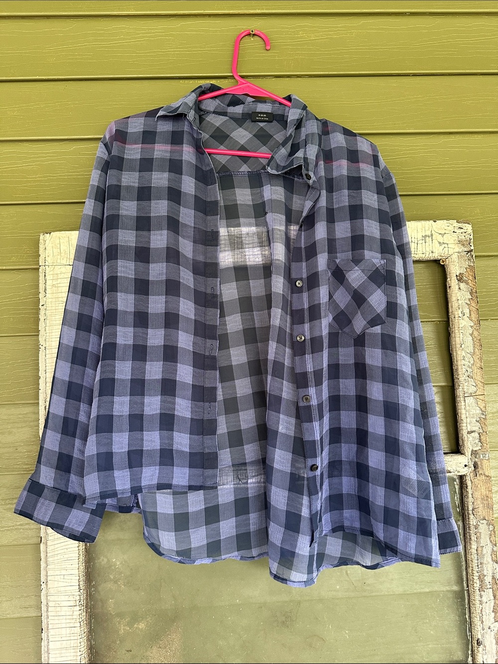 Faded Glory Blue and Navy Plaid Button-Down Shirt